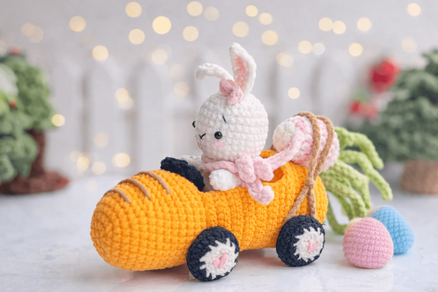 Peça criativa e divertida com carrinho temático, perfeita para decoração de destaque e produtos de alto valor percebido.